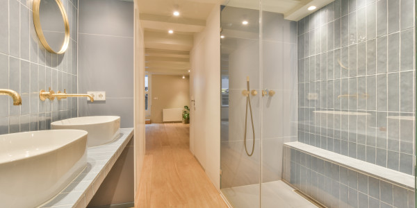 Comprar / Vender Dúplex y Áticos en Terres de l'Ebre · con Baños de Diseño