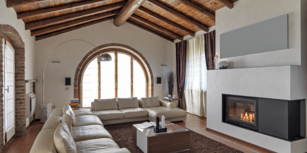 Compraventa de Inmuebles en Godall · Casas de Montaña